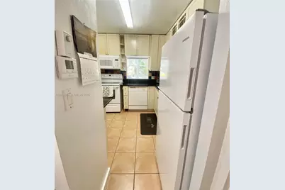 210 172nd St #226, Sunny Isles Beach, FL 33160 - Photo 10