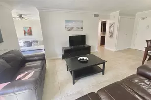 210 172nd St, Sunny Isles Beach, FL 33160 - Photo 1