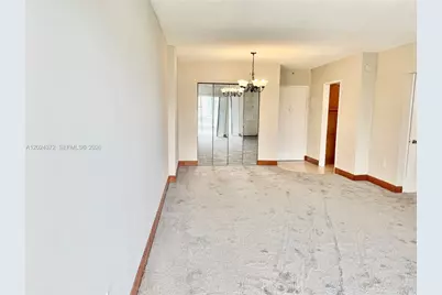 400 Kings Point Dr #829, Sunny Isles Beach, FL 33160 - Photo 8
