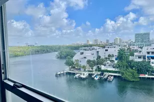 400 Kings Point Dr, Sunny Isles Beach, FL 33160 - Photo 16