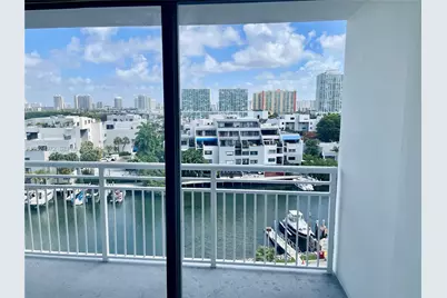 400 Kings Point Dr #829, Sunny Isles Beach, FL 33160 - Photo 10