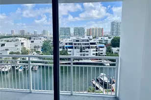 400 Kings Point Dr, Sunny Isles Beach, FL 33160 - Photo 10