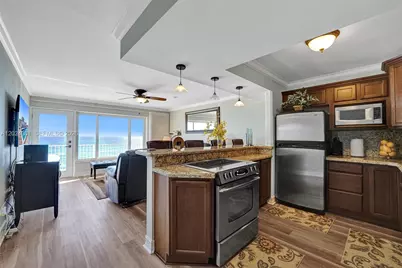 300 Oregon St #503, Hollywood, FL 33019 - Photo 22