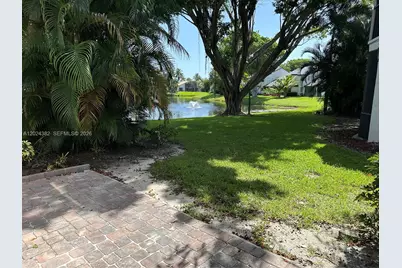 23228 Fountain Vw #D, Boca Raton, FL 33433 - Photo 10