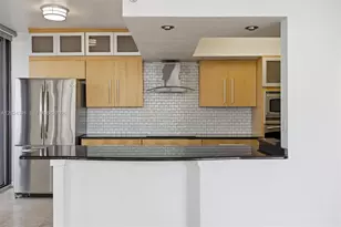 520 Brickell Key Dr, Miami, FL 33131 - Photo 10