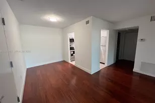 10415 N Kendall Dr, Miami, FL 33176 - Photo 6
