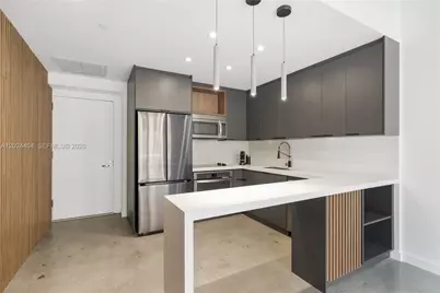 151 SE 1st St #905, Miami, FL 33131 - Photo 6