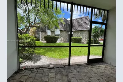 3123 Oakland Shores Dr #D112, Oakland Park, FL 33309 - Photo 4