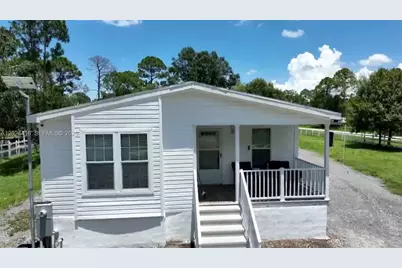 725 N Willows St, Clewiston, FL 33440 - Photo 1