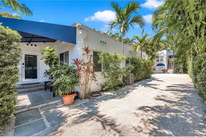 1337 SW 15 St #Front, Miami, FL 33145 - Photo 2