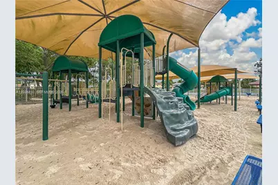 1467 Sunset Way #1467, Weston, FL 33327 - Photo 22