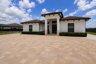 18321 SW 224th St, Miami, FL 33170 - Photo 4