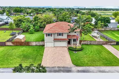 1730 NW 21st St, Homestead, FL 33030 - Photo 2