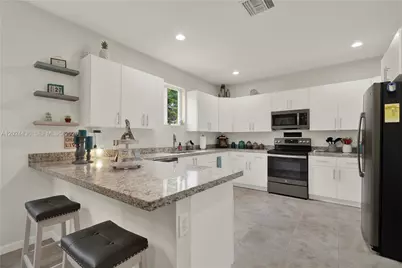 1730 NW 21st St, Homestead, FL 33030 - Photo 16