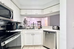 2727 Anzio Ct, Palm Beach Gardens, FL 33410 - Photo 10