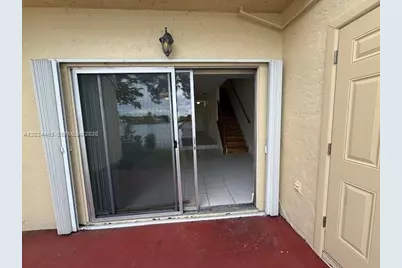 2856 Cambridge Ln, Cooper City, FL 33026 - Photo 14