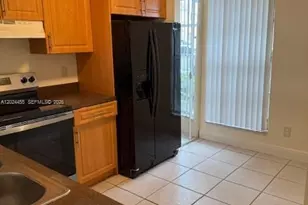 2856 Cambridge Ln, Cooper City, FL 33026 - Photo 6