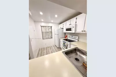 2793 NW 104th Ave #204, Sunrise, FL 33322 - Photo 16