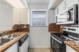 2608 SE 19th Ct, Homestead, FL 33035 - Photo 10