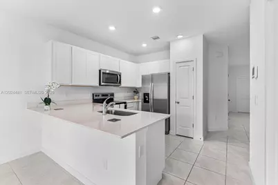 4825 Dillion St, Lake Worth, FL 33463 - Photo 16