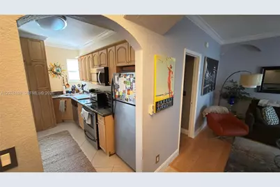 401 NE 16th Ave #2, Fort Lauderdale, FL 33301 - Photo 2