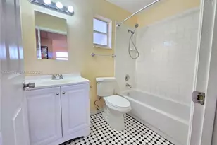 854 SW 8th Pl, Florida City, FL 33034 - Photo 14