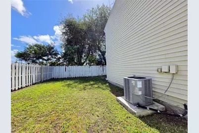 854 SW 8th Pl, Florida City, FL 33034 - Photo 22