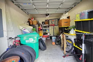 16017 NW 91st Ct, Miami Lakes, FL 33018 - Photo 36