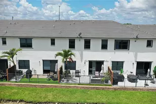 16017 NW 91st Ct, Miami Lakes, FL 33018 - Photo 44