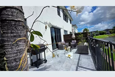 16017 NW 91st Ct, Miami Lakes, FL 33018 - Photo 30