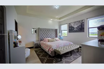 16017 NW 91st Ct, Miami Lakes, FL 33018 - Photo 12