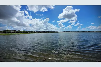 16017 NW 91st Ct, Miami Lakes, FL 33018 - Photo 4