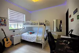 16017 NW 91st Ct, Miami Lakes, FL 33018 - Photo 22