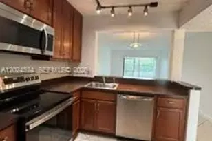 6552 Arleigh Ct, Boca Raton, FL 33433 - Photo 4