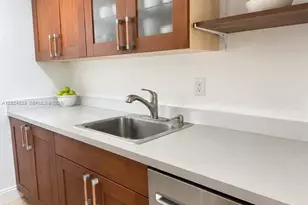 2350 NE 135th St, North Miami, FL 33181 - Photo 14