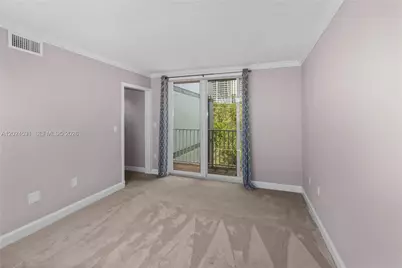 16518 NE 26th Ave #405, North Miami Beach, FL 33160 - Photo 12