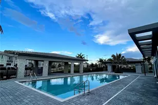 708 SE 13th Ct, Homestead, FL 33034 - Photo 20