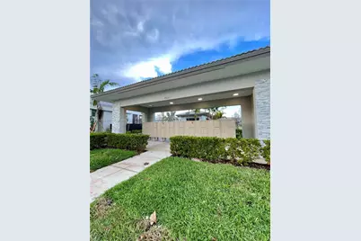 708 SE 13th Ct, Homestead, FL 33034 - Photo 24