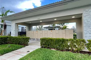 708 SE 13th Ct, Homestead, FL 33034 - Photo 24