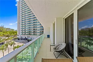 100 Bayview Dr, Sunny Isles Beach, FL 33160 - Photo 2