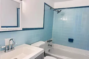365 NE 125th St, North Miami, FL 33161 - Photo 10