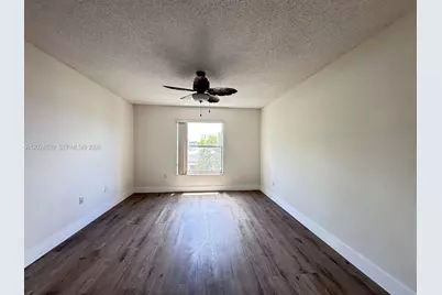 365 NE 125th St #306, North Miami, FL 33161 - Photo 8