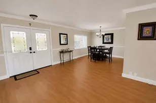 1841 NW 113th Ave, Pembroke Pines, FL 33026 - Photo 6