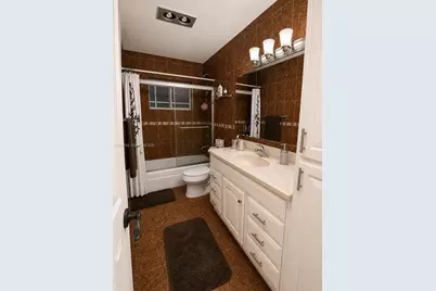 1841 NW 113th Ave, Pembroke Pines, FL 33026 - Photo 16