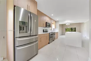 3719 Estepona Ave, Doral, FL 33178 - Photo 12