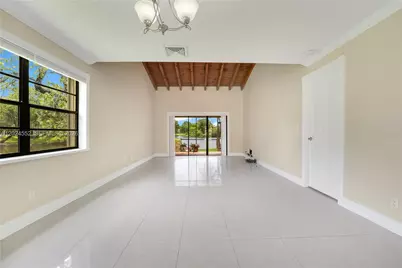 3719 Estepona Ave #18A1, Doral, FL 33178 - Photo 8