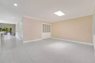 3719 Estepona Ave #18A1, Doral, FL 33178 - Photo 6