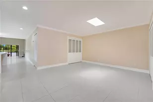 3719 Estepona Ave, Doral, FL 33178 - Photo 6