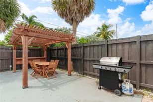 3627 NE 19th Ave, Oakland Park, FL 33308 - Photo 50