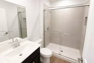 619 NE 4th St, Florida City, FL 33034 - Photo 8